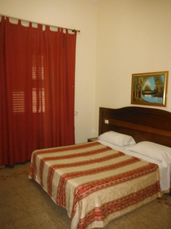 Fanti Rooms روما الغرفة الصورة